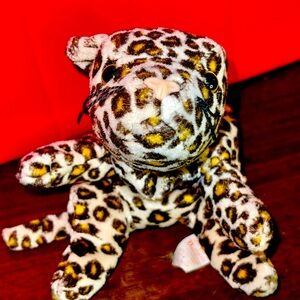 Vintage Ty Beanie Babies Freckles the Leopard. No Swing Tag.
